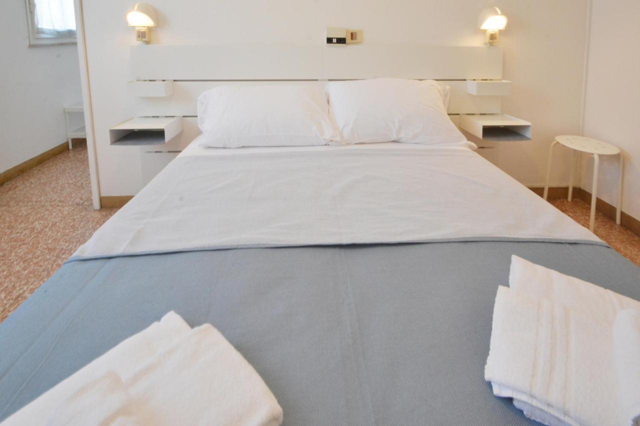 Hotel Maddalena Marina di Ravenna Kültér fotó