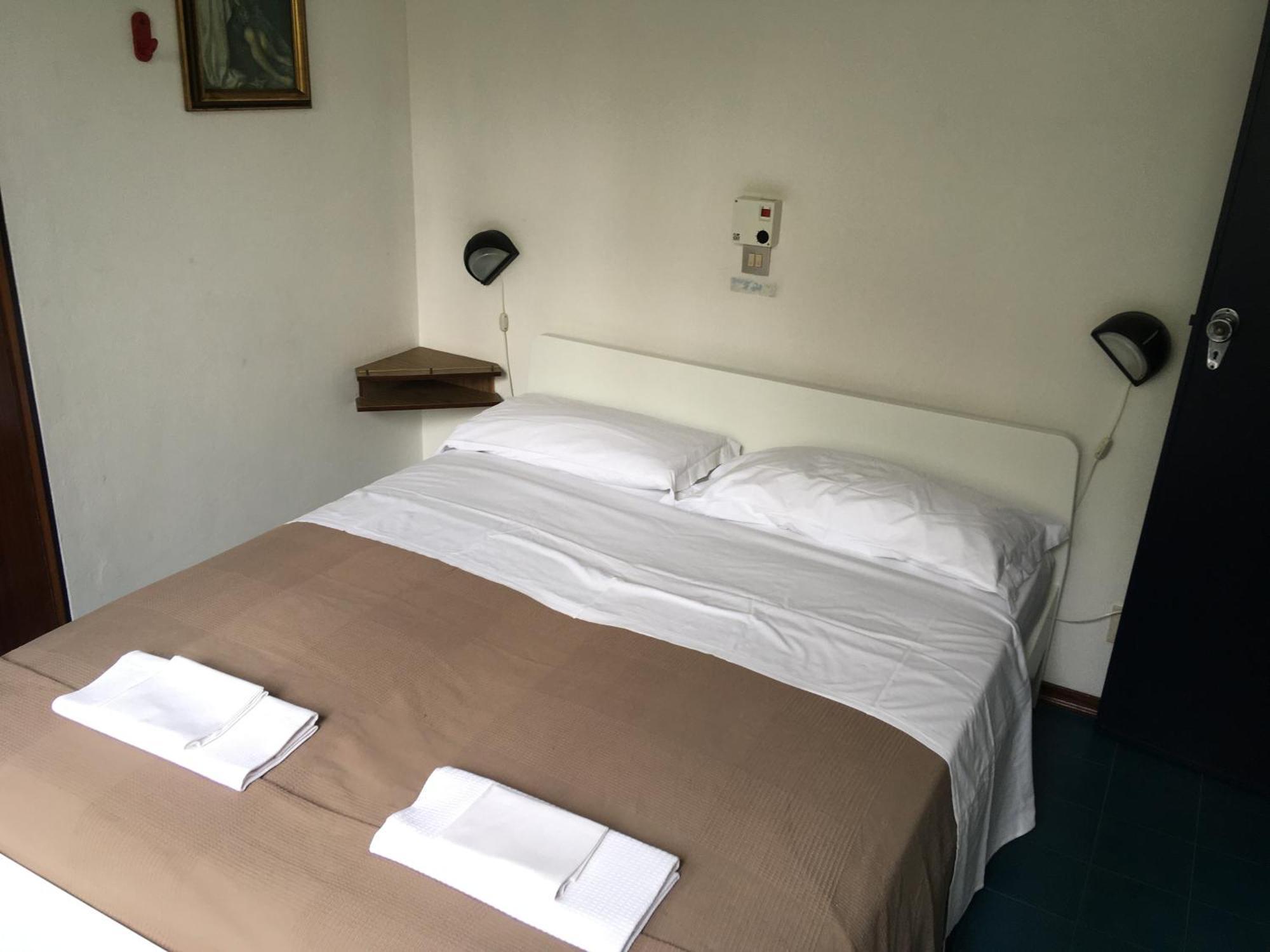 Hotel Maddalena Marina di Ravenna Kültér fotó
