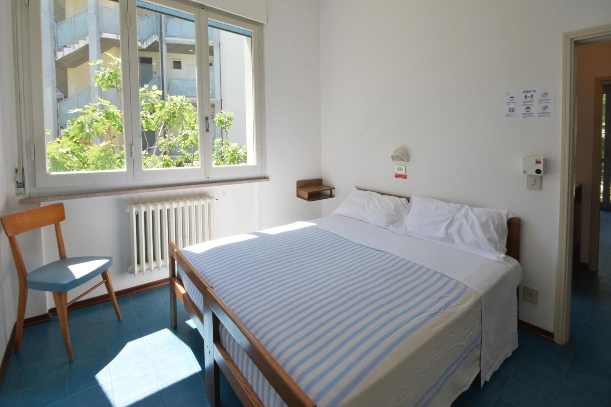Hotel Maddalena Marina di Ravenna Szoba fotó
